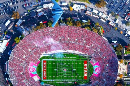 rose bowl stealth bomber flyover